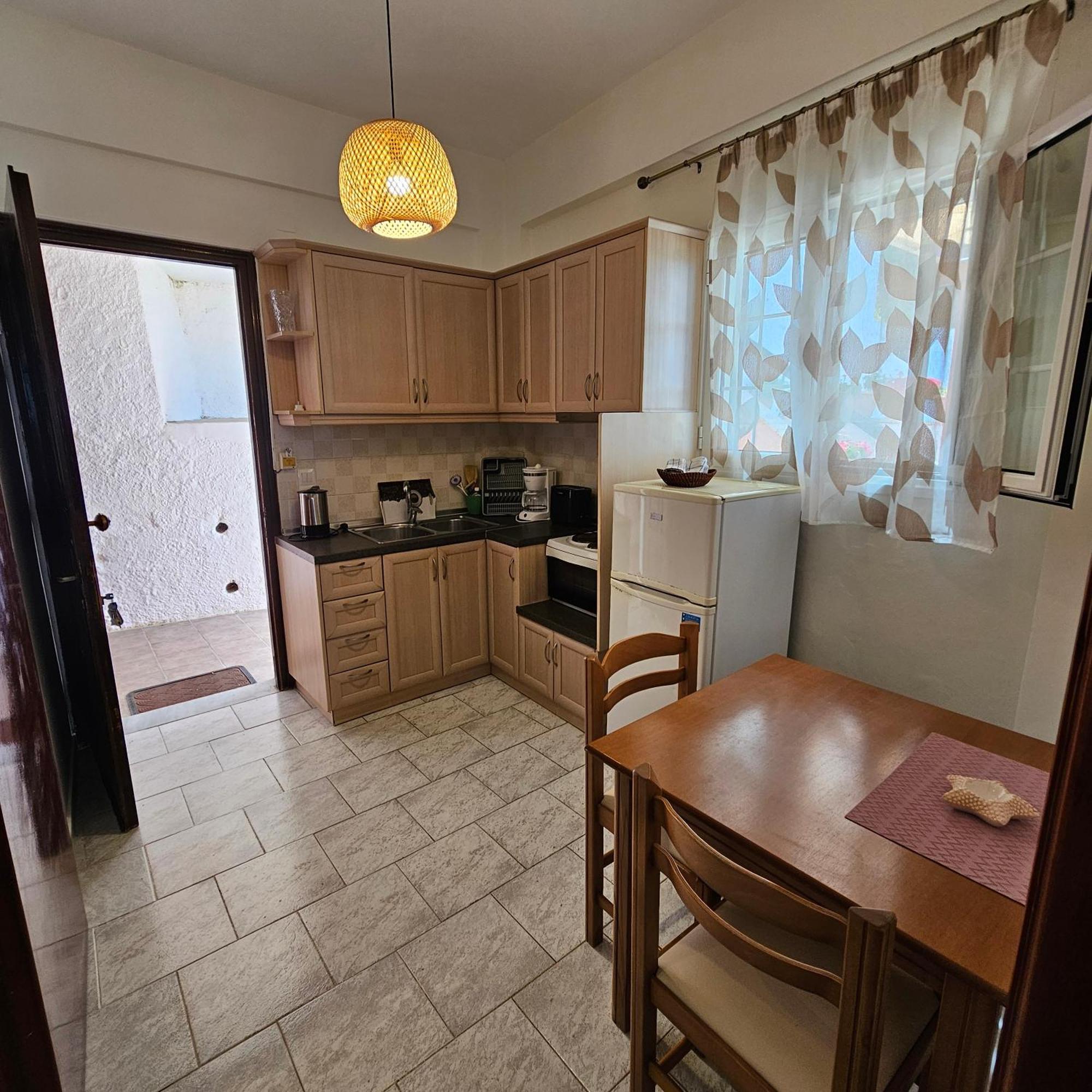 Fotini'S Apartments - Pelekas Beach 外观 照片