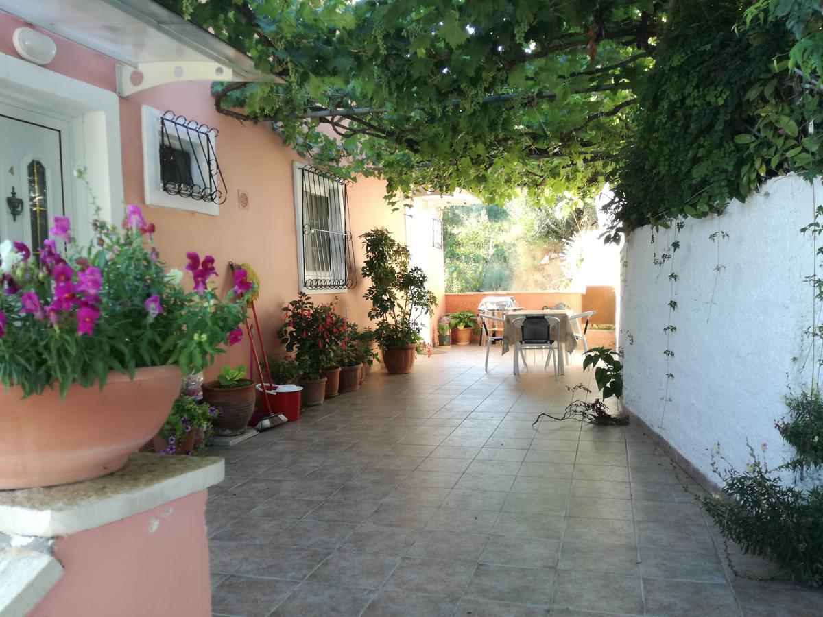 Fotini'S Apartments - Pelekas Beach 外观 照片